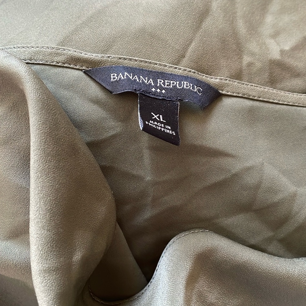Banana Republic Satin Sleeveless Top